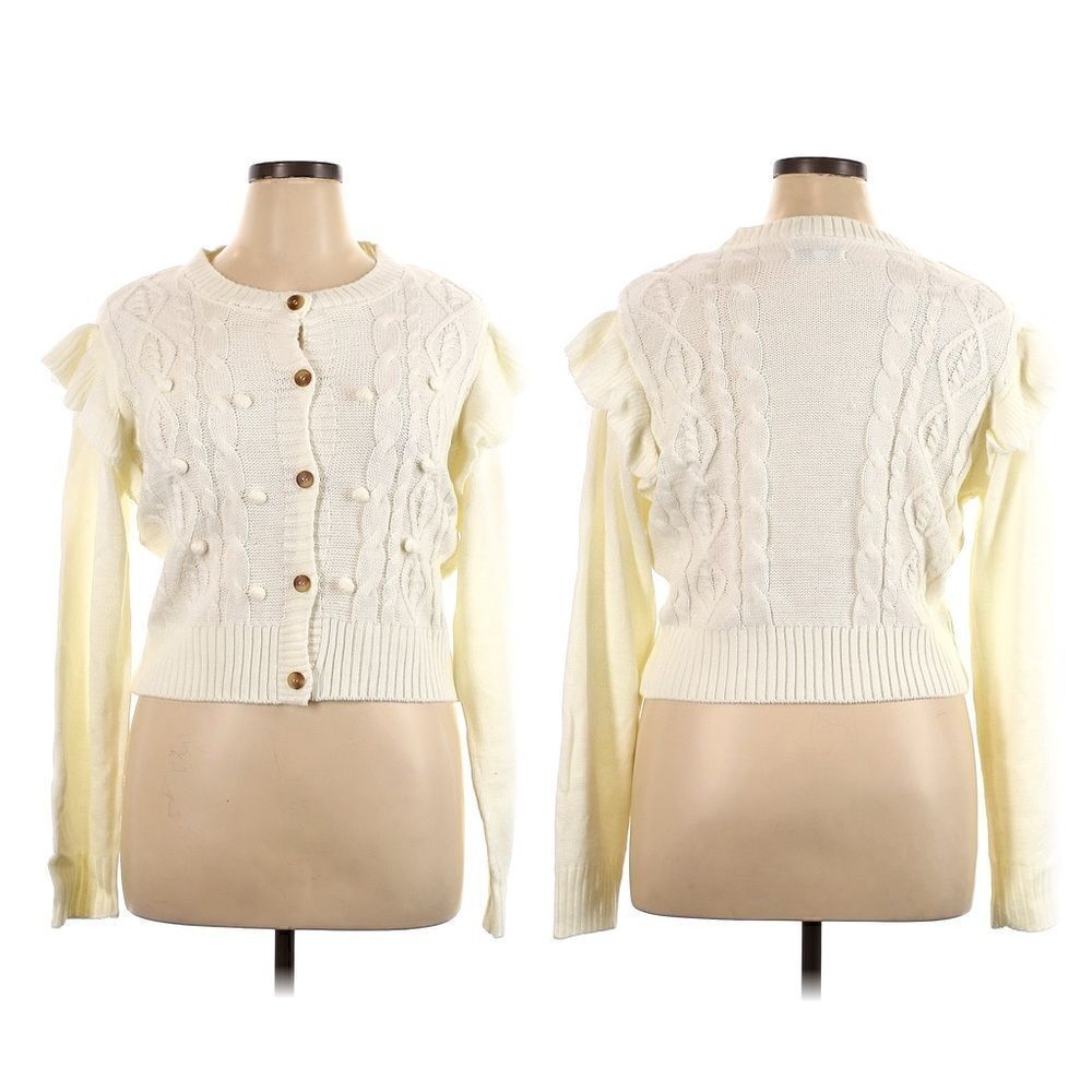 NWT Celebrity Pink Knit Cardigan White Sweater  Crew Scoop Size S